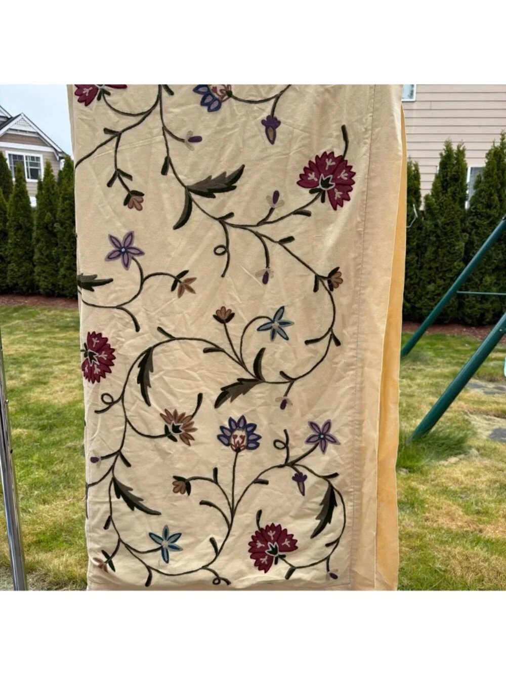 Linen Source Sloane Garden Crewel Embroidered Duvet & 2 Pillow Shams Set Cottage